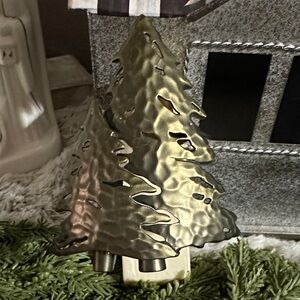 Bath & Body Works Brass Green Rustic Christmas Tree Wallflower Plug In